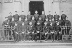 Soldiers-outside-County-Buildings