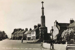 Wigtown-Square-Mercat-Crosses